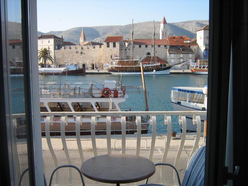 Villa Tudor Trogir Quarto foto